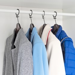 Kleiderbügel / Hotelbügel lux A-Qualität, antik lackiert, Anti-Diebstahl-Ring