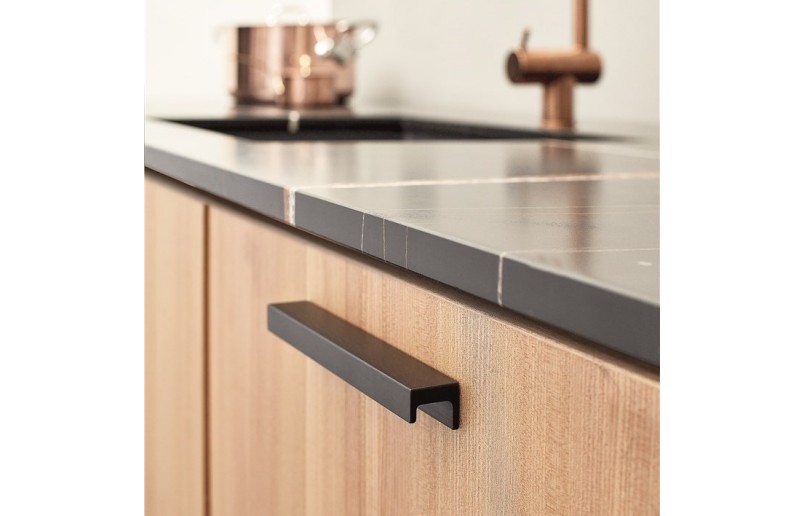 Griff Station schwarzes Aluminium 190 mm - GRE0160